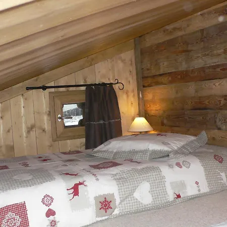 Petit Individuel De Caractere Chalet
