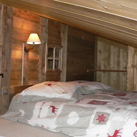 Petit Individuel De Caractere Chalet *